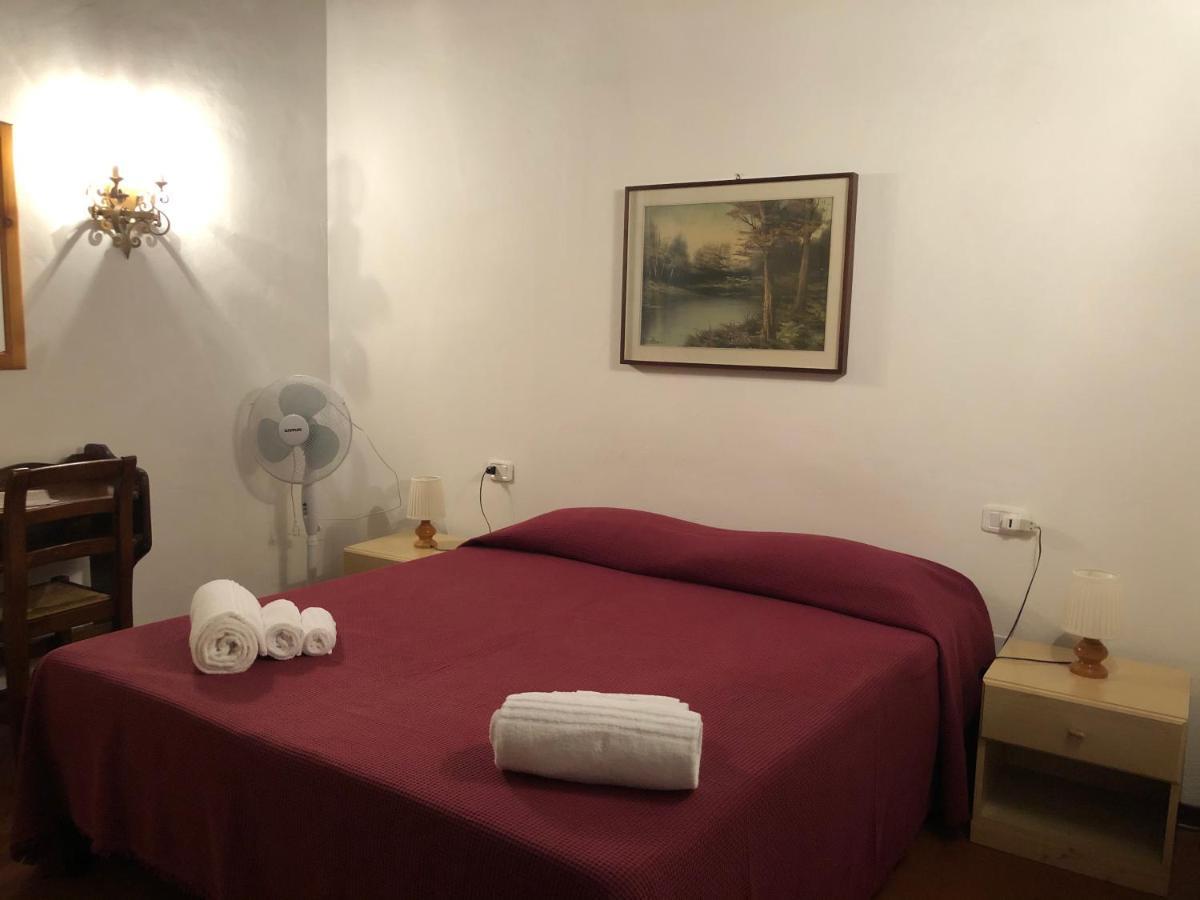 Agriturismo Santa Lorica ซัสเซ็ตตา ภายนอก รูปภาพ