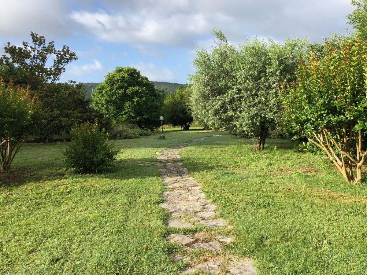 Agriturismo Santa Lorica ซัสเซ็ตตา ภายนอก รูปภาพ